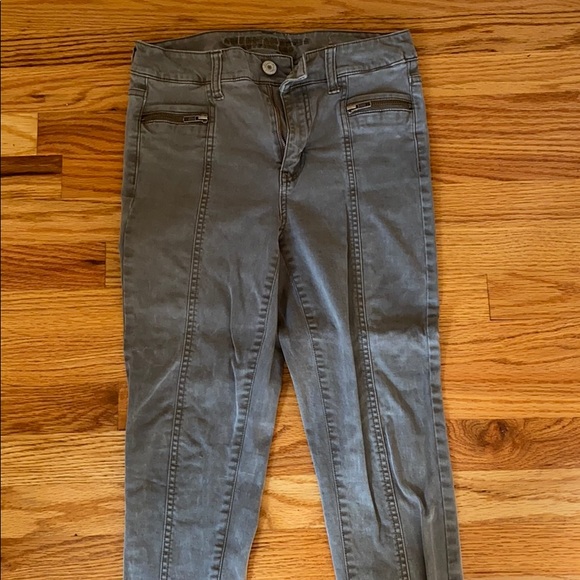 American Eagle Outfitters Denim - Olive jeans!